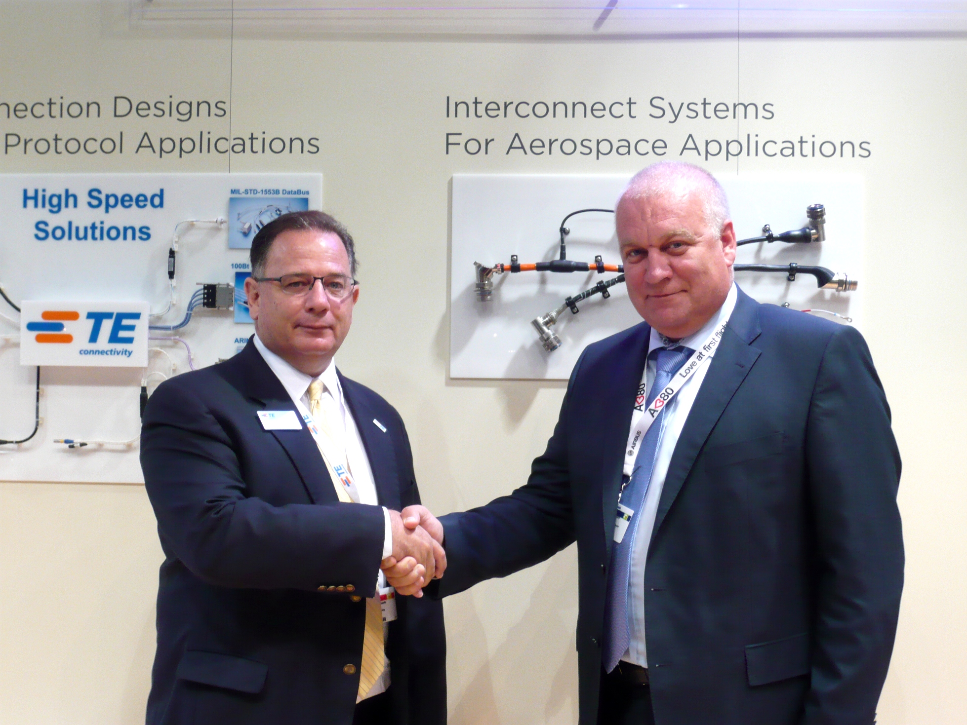 Frank Breslin (left), Vice President Global Sales, TE Connectivity - Aerospace, Defense & Marine, and Valery Shardin (right), President, Promtechkomplekt Co. Ltd. announce a new licensing agreement at Farnborough Airshow 2012. Frank Breslin (left), Vice President Global Sales, TE Connectivity - Aerospace, Defense & Marine, and Valery Shardin (right), President, Promtechkomplekt Co. Ltd. announce a new licensing agreement at Farnborough Airshow 2012.