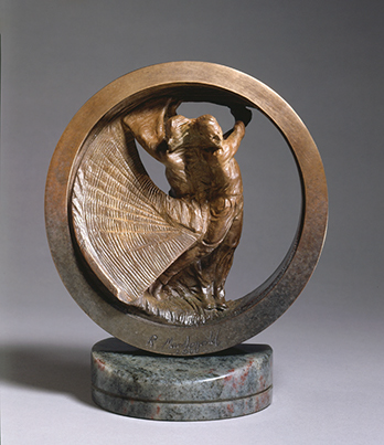 Internationally acclaimed sculptor Richard MacDonald created the impressive bronze monument "Momentum" to commemorate the 100th anniversary of the U.S. Open Golf Tournament in Pebble Beach. Doesn't get more classic than that (Part of the Crystals' "Classic Man" Package)