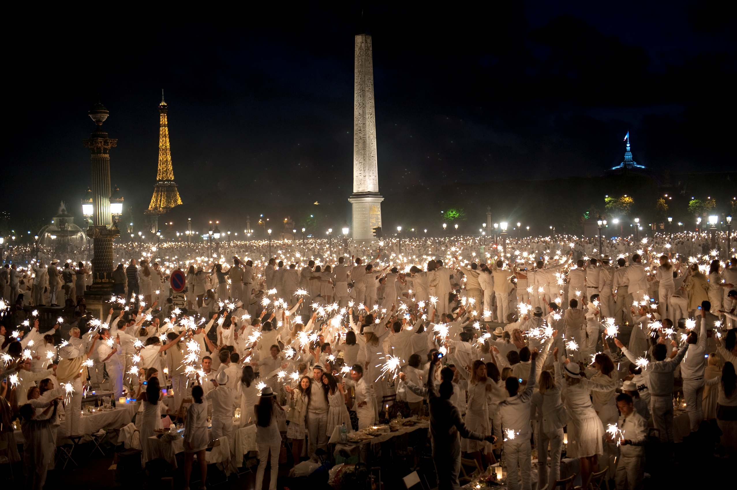 Le Dîner en Blanc s’invite à Abidjan Titus en bonus