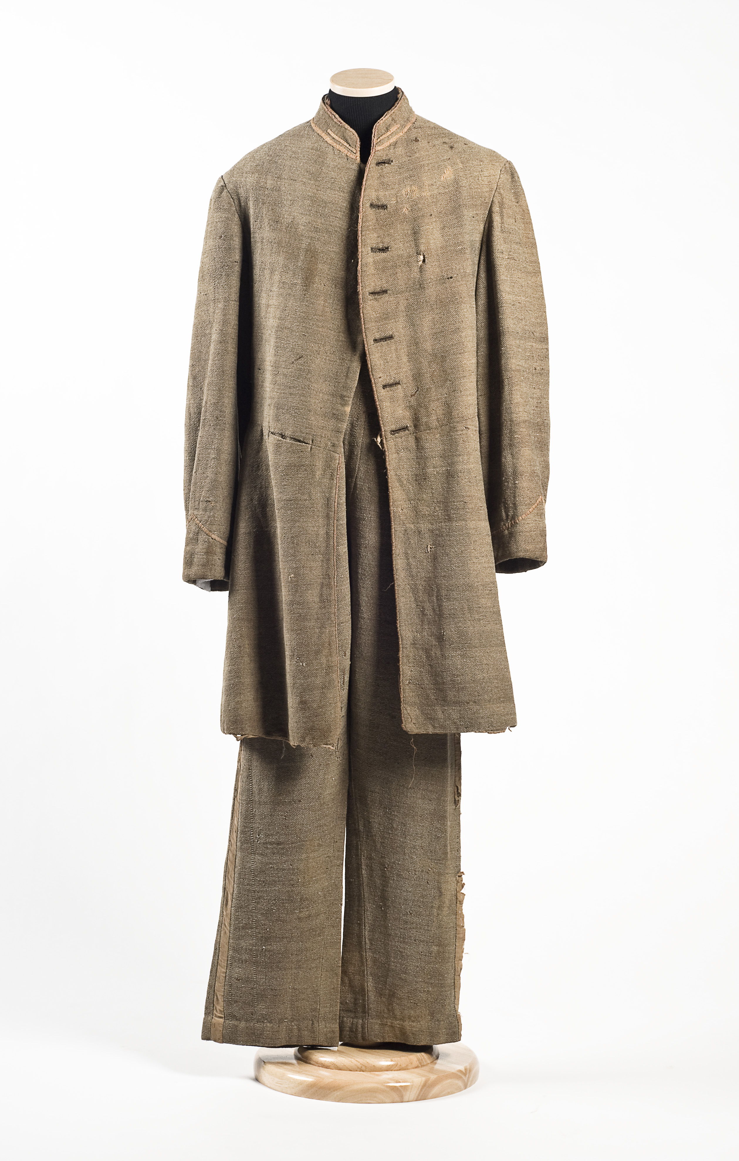Blood-stained Civil War uniform at Charleston Museum Blood-stained Civil War uniform at Charleston Museum