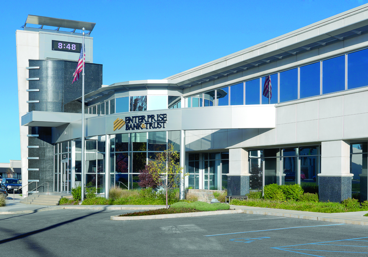 Enterprise Bank & Trust announced that it has opened a new full-service branch at 11401 Olive Boulevard, one-half mile east of I-270. Enterprise Bank & Trust announced that it has opened a new full-service branch at 11401 Olive Boulevard, one-half mile east of I-270.