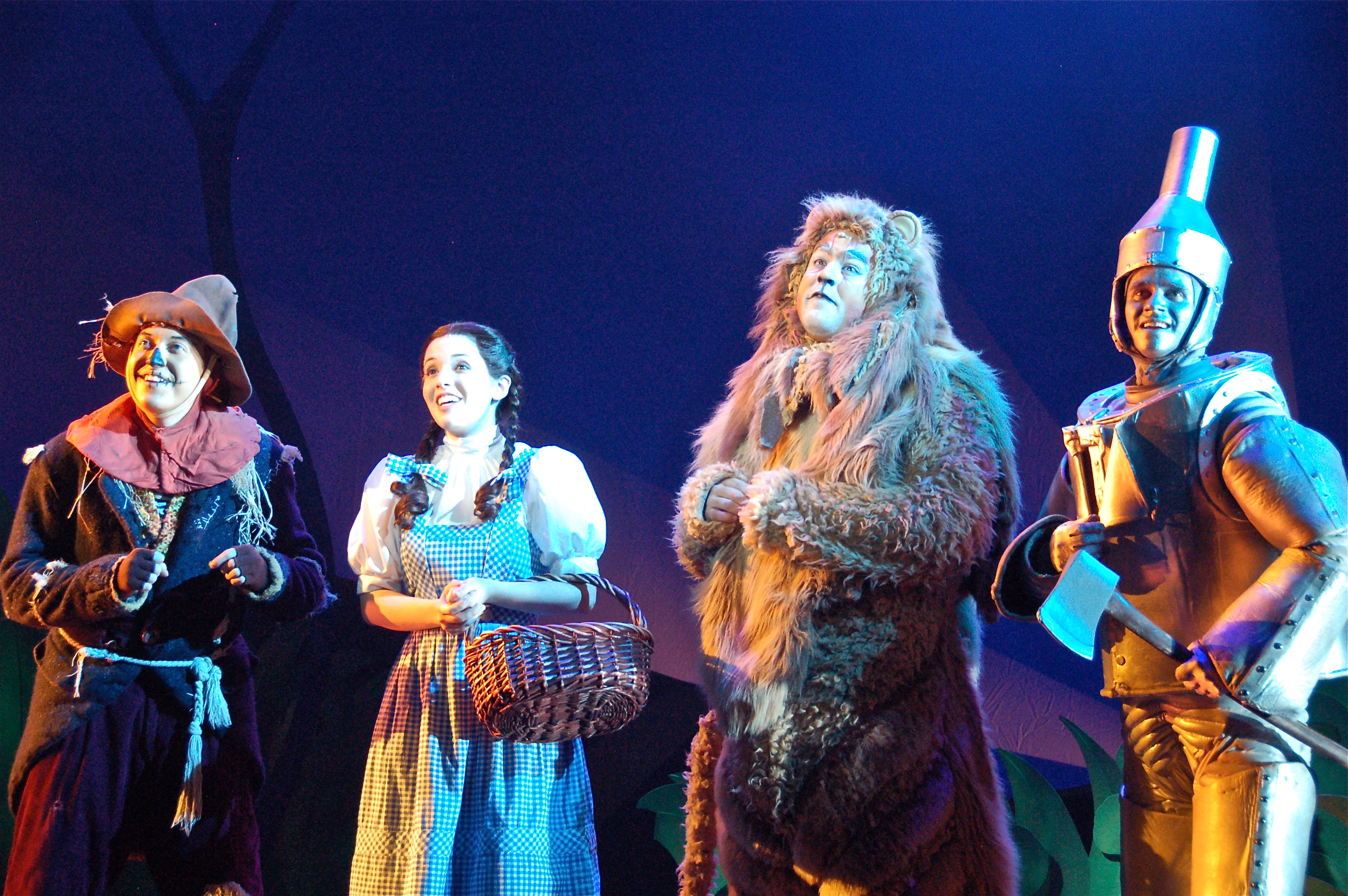 Le Magicien D Oz Over The Rainbow THE WIZARD OF OZ Travels Over the Rainbow to Southern Illinois!