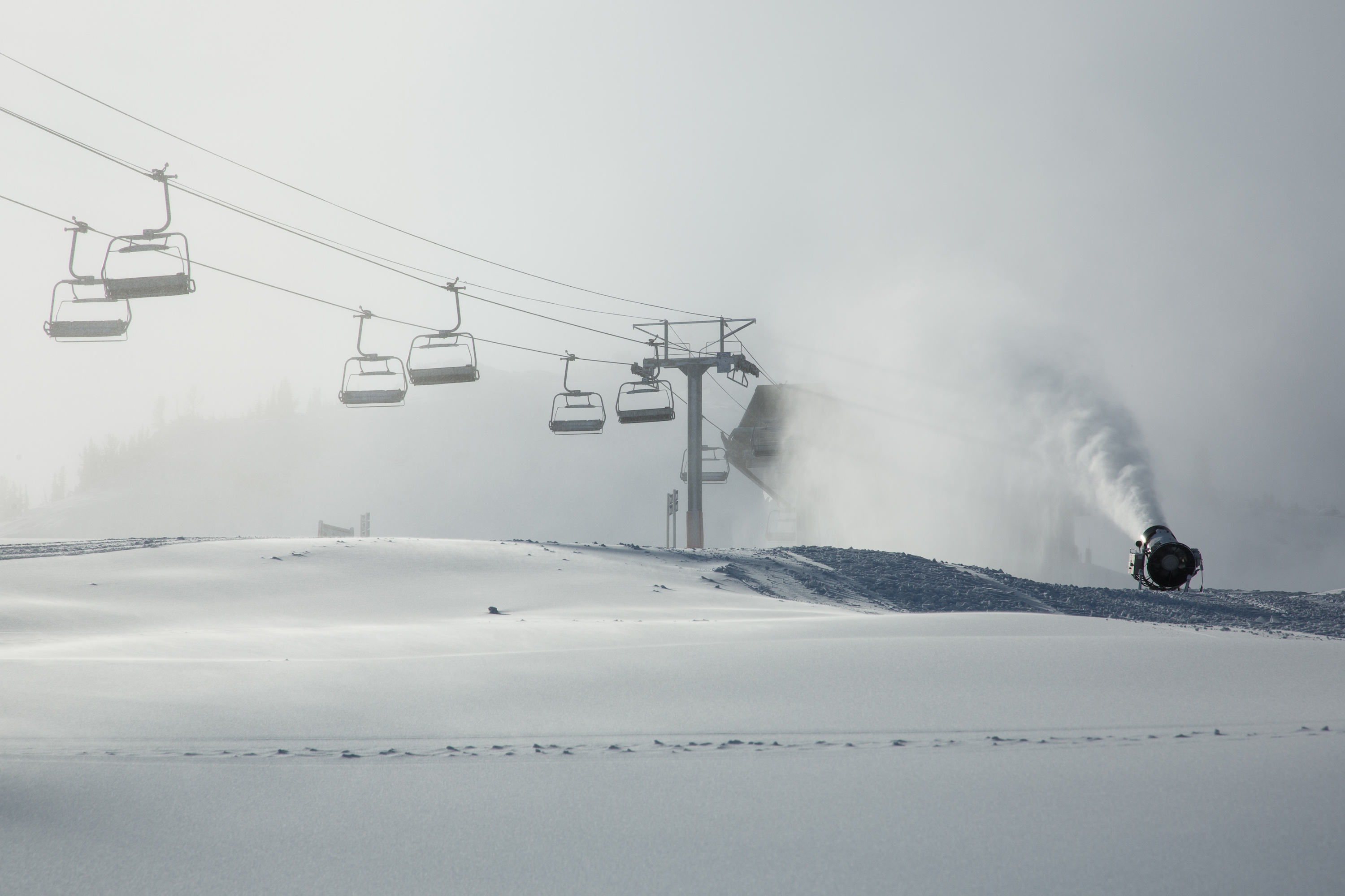 Location: At the top of Emerald Express chairlift
Photographer: Mitch Winton/coastphoto.com
Location: At the top of Emerald Express chairlift
Photographer: Mitch Winton/coastphoto.com