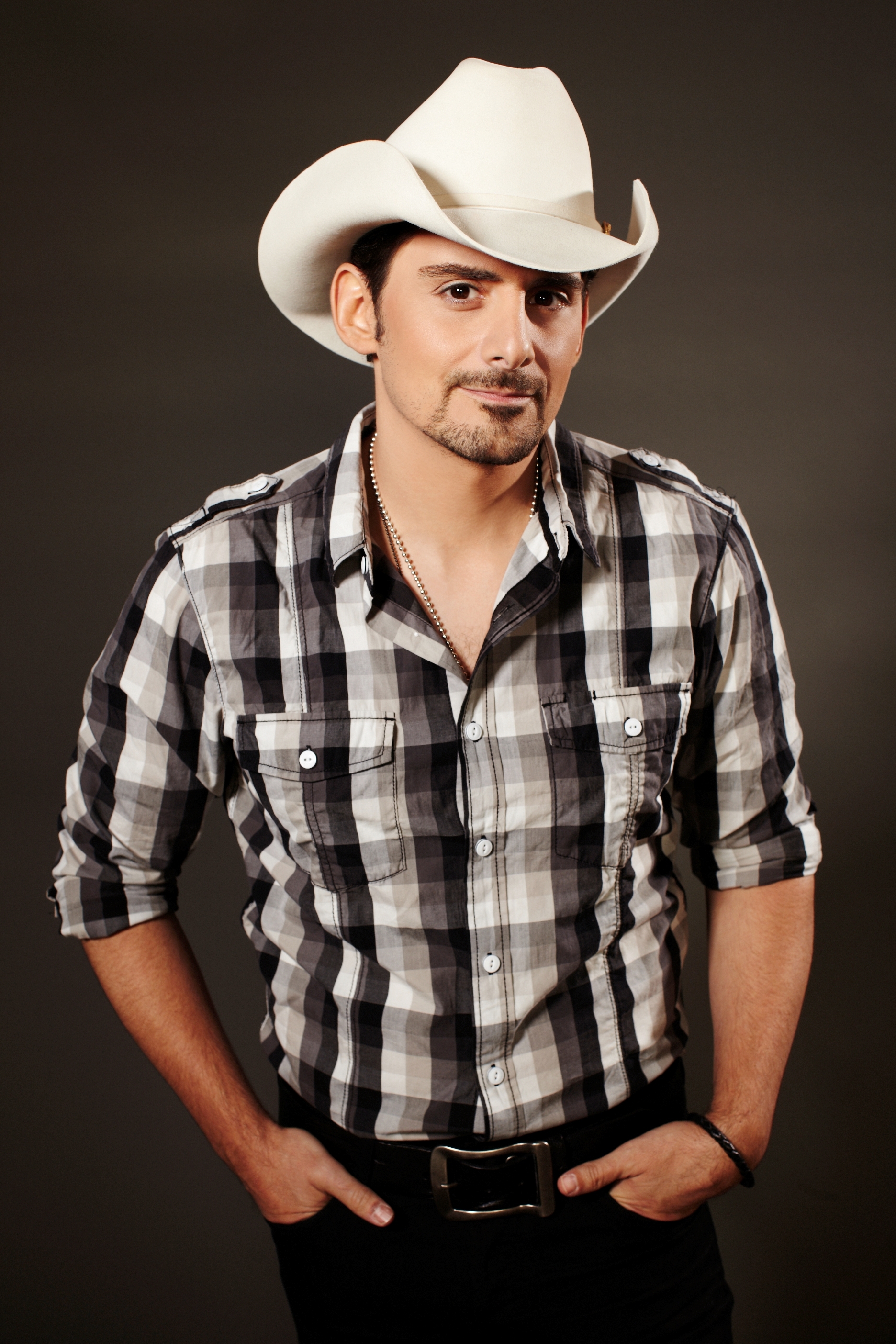 Brad Paisley Sexy 103