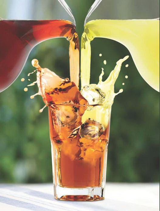 Bigelow Half & Half Iced Teas are the first fresh brew iced tea bags to hit the market, answering the high demand for the "half & half" experience in a fresh, new way. Bigelow Half & Half Iced Teas are the first fresh brew iced tea bags to hit the market, answering the high demand for the "half & half" experience in a fresh, new way.